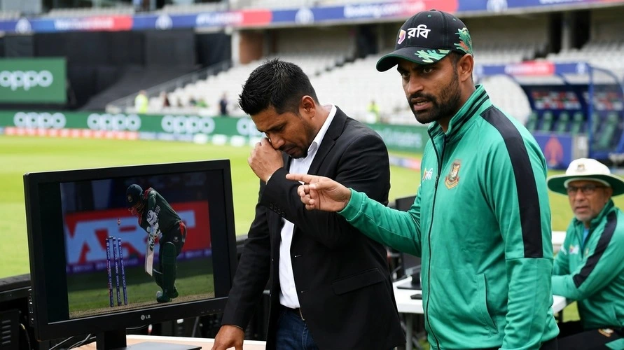 সমস্যা কি শুধু কোচে, নাকি ফর্মহীন ক্রিকেটাররাই বাংলাদেশের আসল দুশ্চিন্তা?